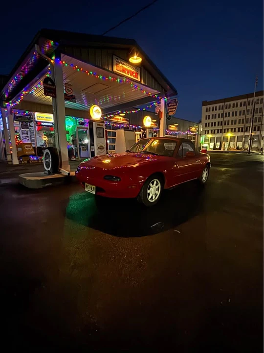 1990 Mazda NA MX-5 Miata - Image 2 of 5