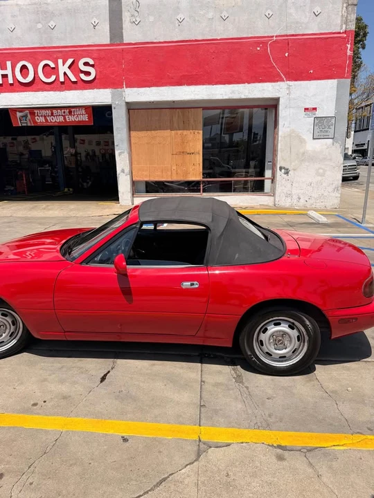 1990 Mazda NA MX-5 Miata - Image 8 of 16