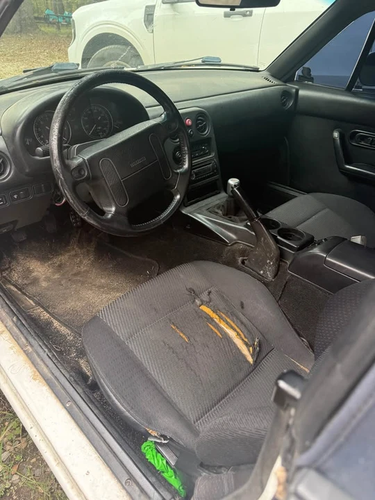 1990 Mazda NA MX-5 Miata - Image 5 of 6