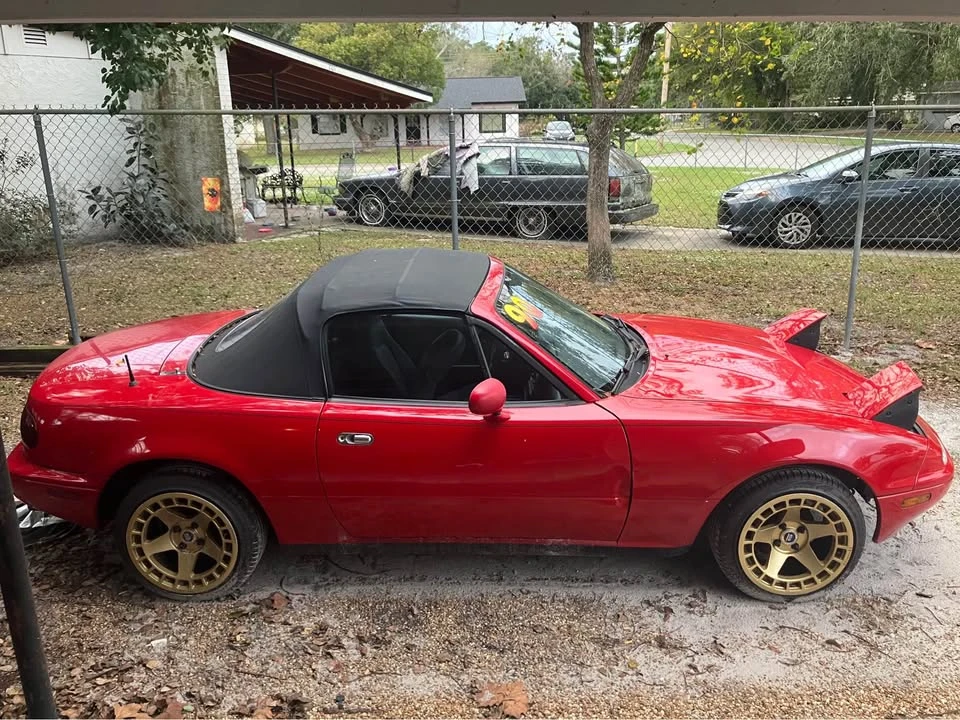 1990 Mazda NA MX-5 Miata - Image 2 of 5
