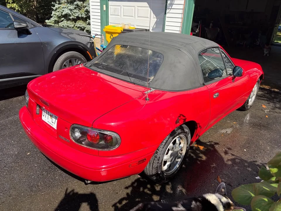 1990 Mazda NA MX-5 Miata - Image 6 of 11