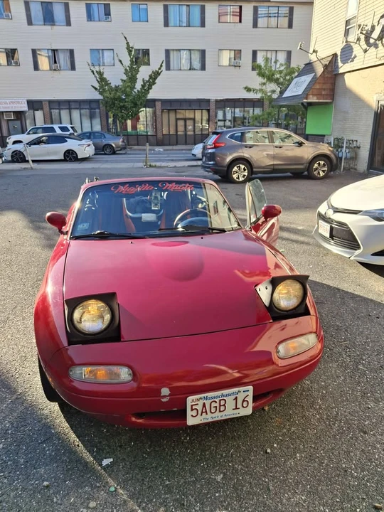 1990 Mazda NA MX-5 Miata - Image 2 of 4
