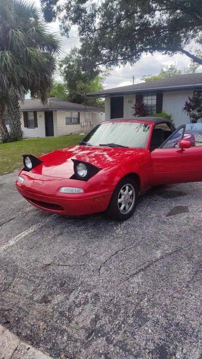 1990 Mazda NA MX-5 Miata - Image 5 of 7