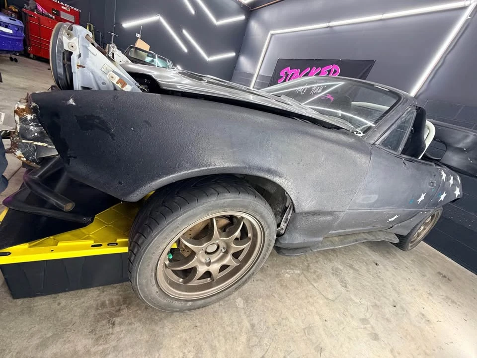 1990 Mazda NA MX-5 Miata - Image 2 of 19