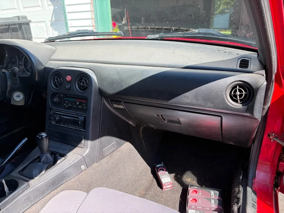 1990 Mazda NA MX-5 Miata - Image 9 of 11