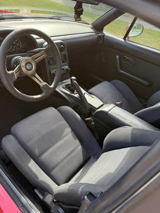 1990 Mazda NA MX-5 Miata - Image 7 of 9
