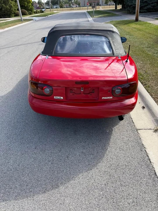 1990 Mazda NA MX-5 Miata - Image 5 of 9