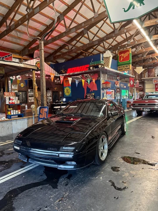 1990 Mazda RX-7 FC - Image 2 of 12