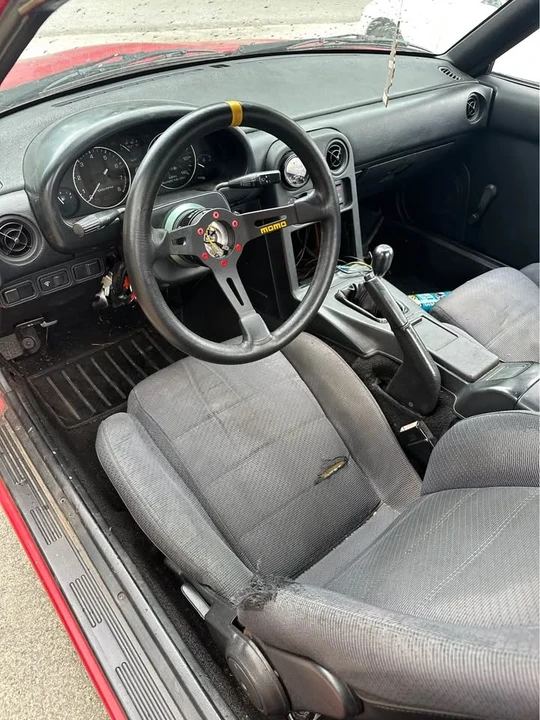1990 Mazda NA MX-5 Miata - Image 5 of 7