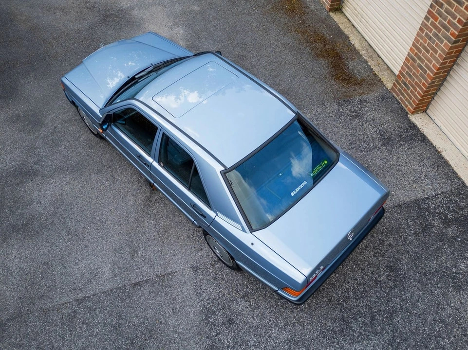 1990 Mercedes-Benz 190E - Image 14 of 30