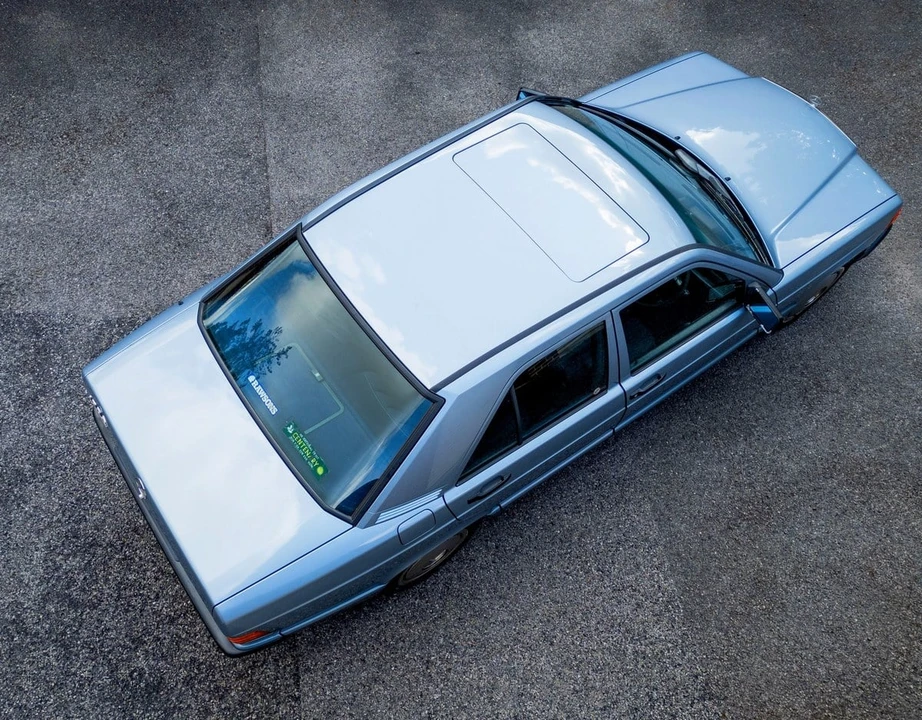 1990 Mercedes-Benz 190E - Image 15 of 30