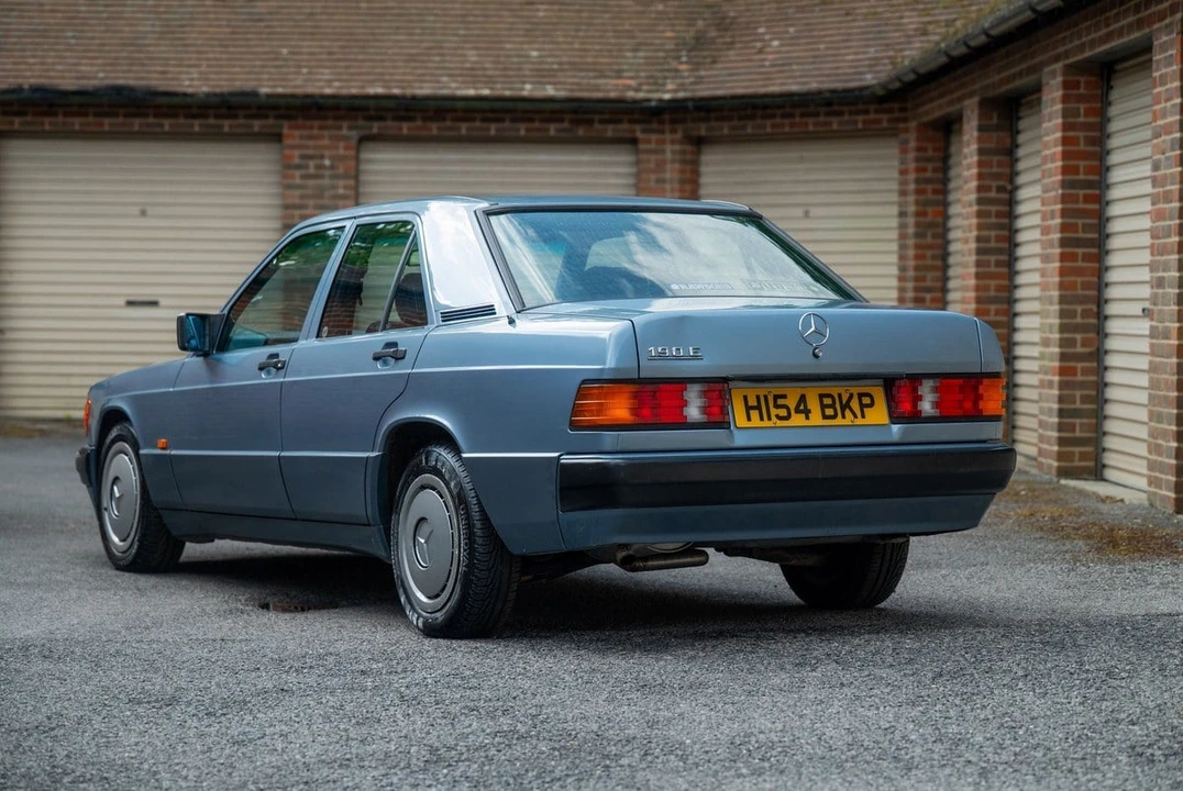 1990 Mercedes-Benz 190E - Image 19 of 30