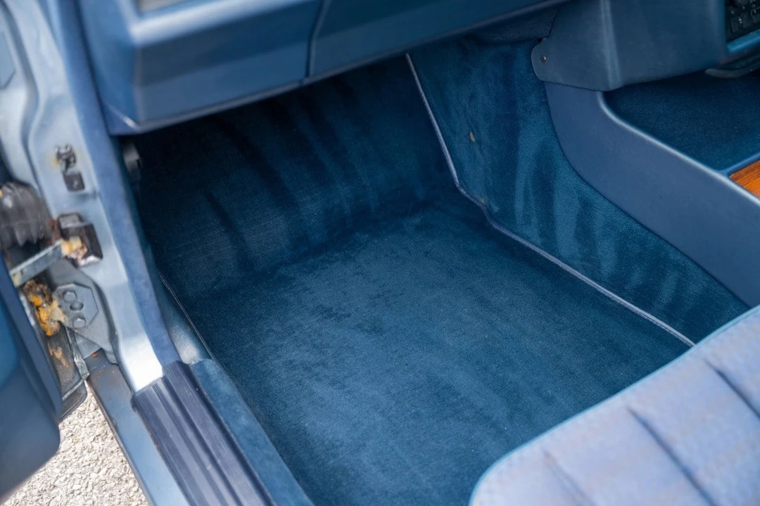 1990 Mercedes-Benz 190E - Image 30 of 30