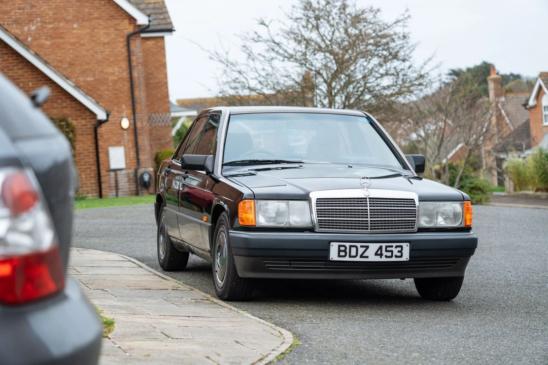 1990 Mercedes-Benz 190E - Image 18 of 30