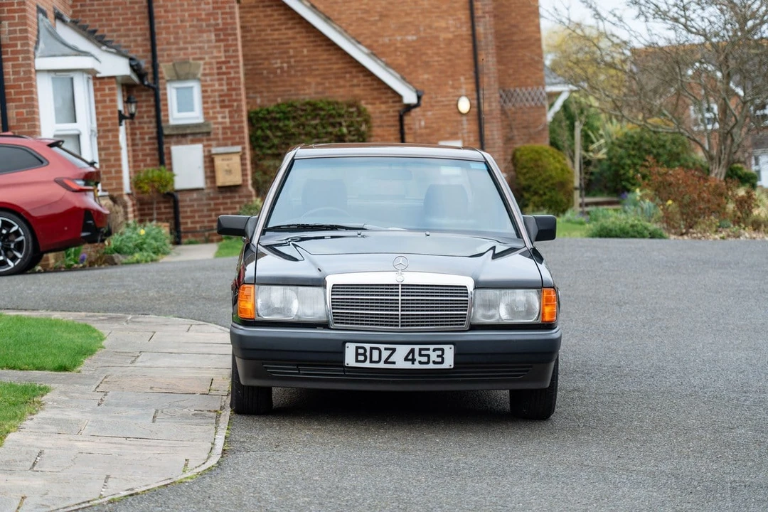 1990 Mercedes-Benz 190E - Image 19 of 30