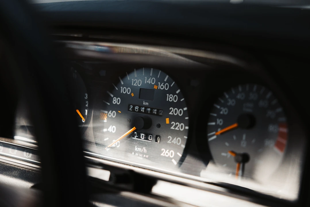 1990 Mercedes-Benz 190E 2.5-16 Evolution II - Image 15 of 31