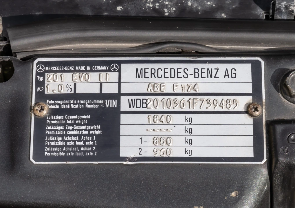1990 Mercedes-Benz 190E 2.5-16 Evolution II - Image 23 of 31