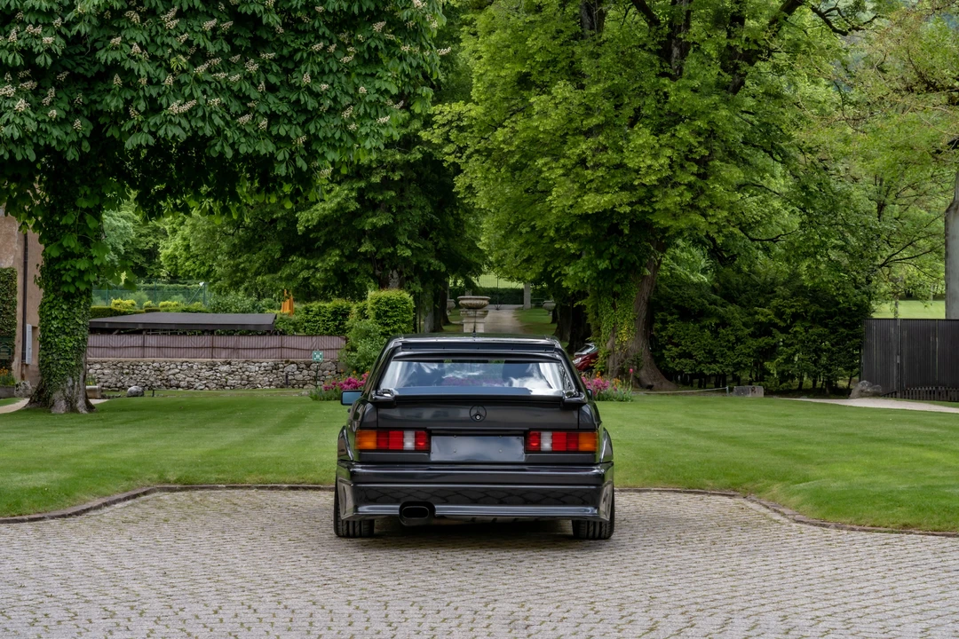1990 Mercedes-Benz 190E 2.5-16 Evolution II - Image 11 of 31