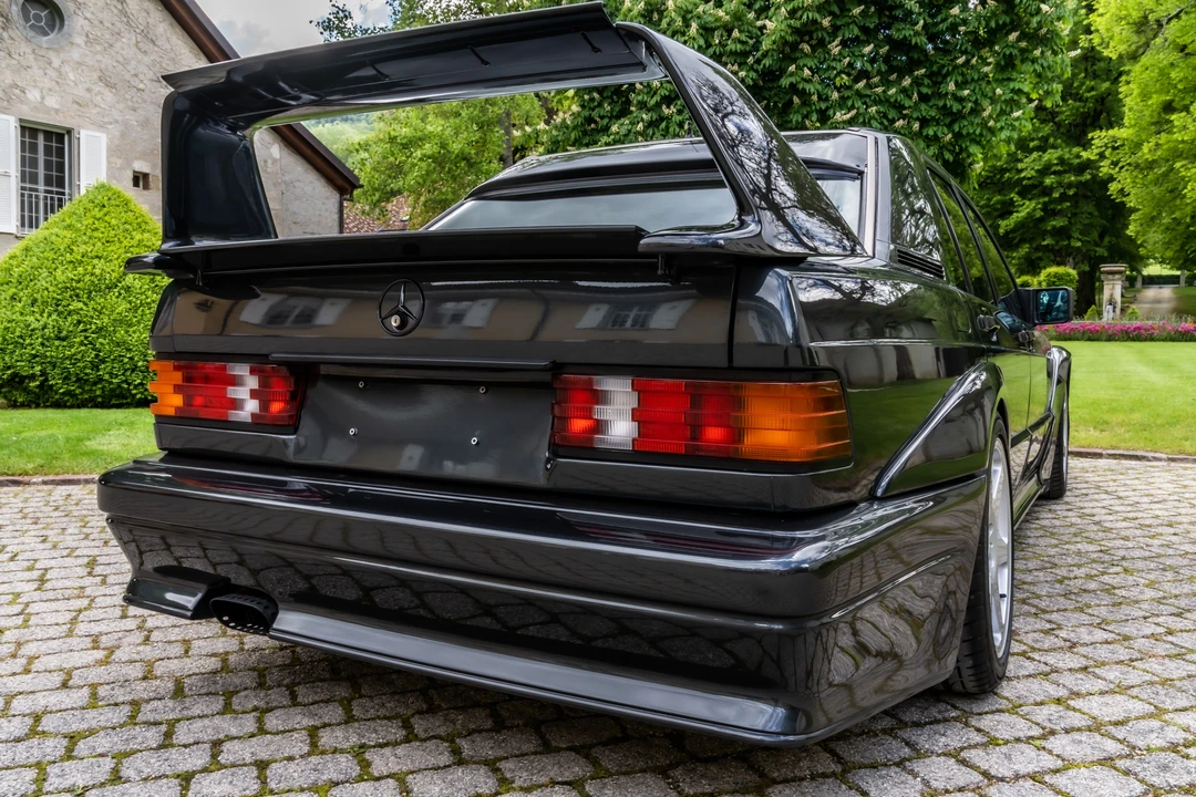 1990 Mercedes-Benz 190E 2.5-16 Evolution II - Image 30 of 31