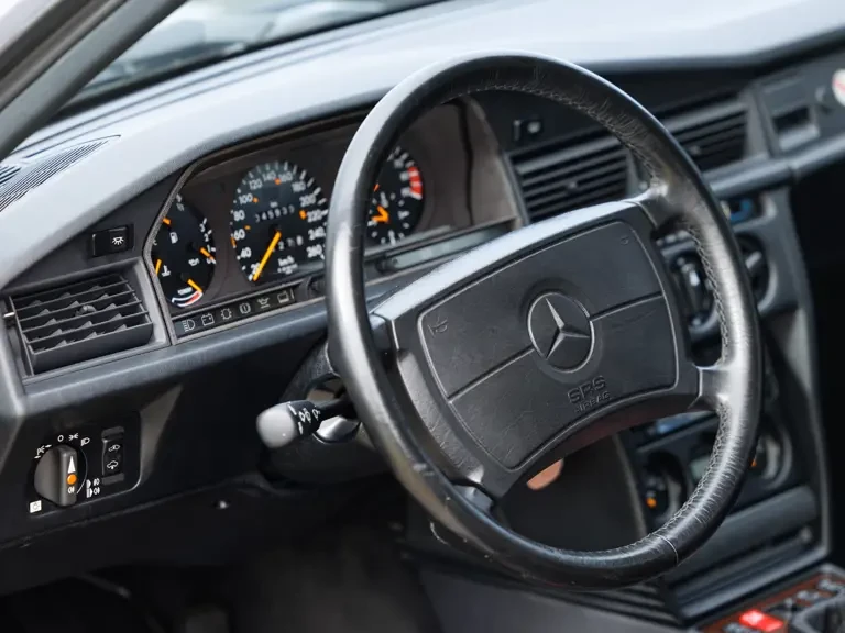 1990 Mercedes-Benz 190E 2.5-16 Evolution II - Image 13 of 31
