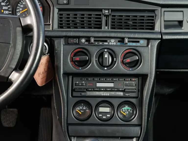 1990 Mercedes-Benz 190E 2.5-16 Evolution II - Image 25 of 31