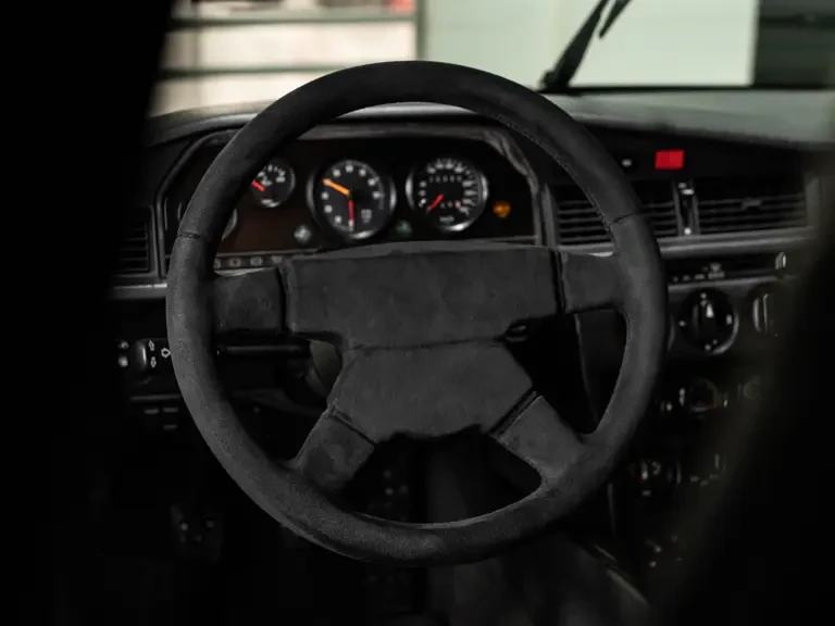 1990 Mercedes-Benz 190E 2.5-16 Evolution II - Image 10 of 31