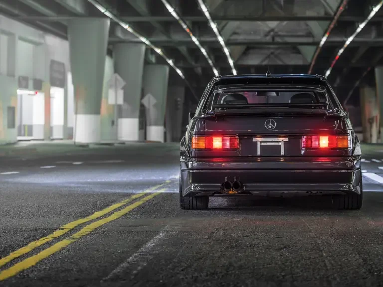 1990 Mercedes-Benz 190E 2.5-16 Evolution II - Image 9 of 12