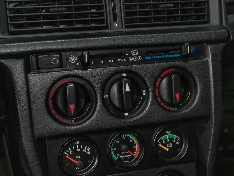 1990 Mercedes-Benz 190E 2.5-16 Evolution II - Image 22 of 31