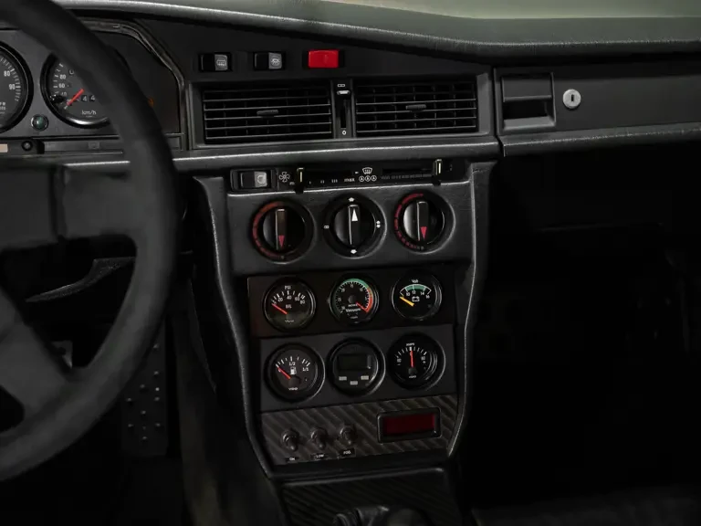 1990 Mercedes-Benz 190E 2.5-16 Evolution II - Image 15 of 31