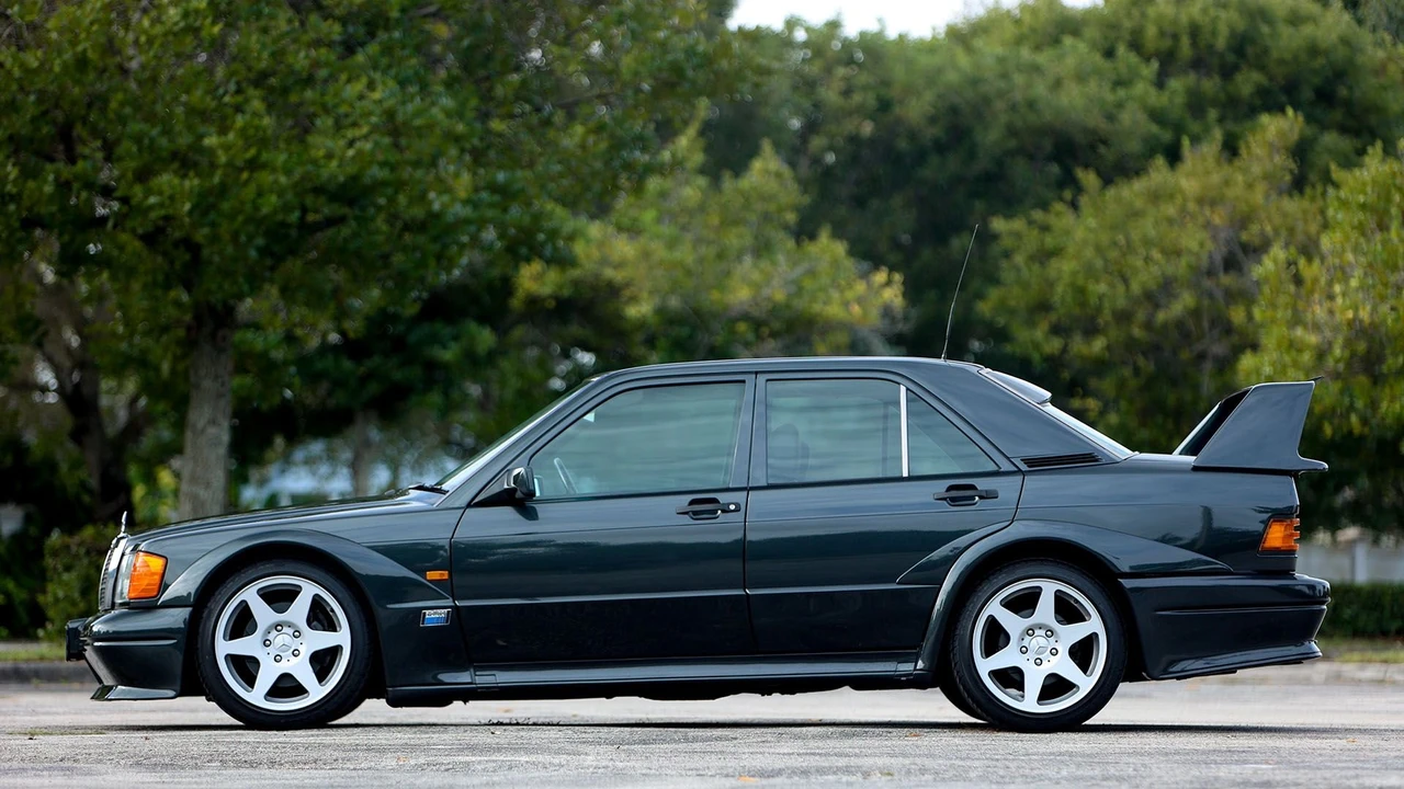 1990 Mercedes-Benz 190E 2.5-16 Evolution II - Image 28 of 31