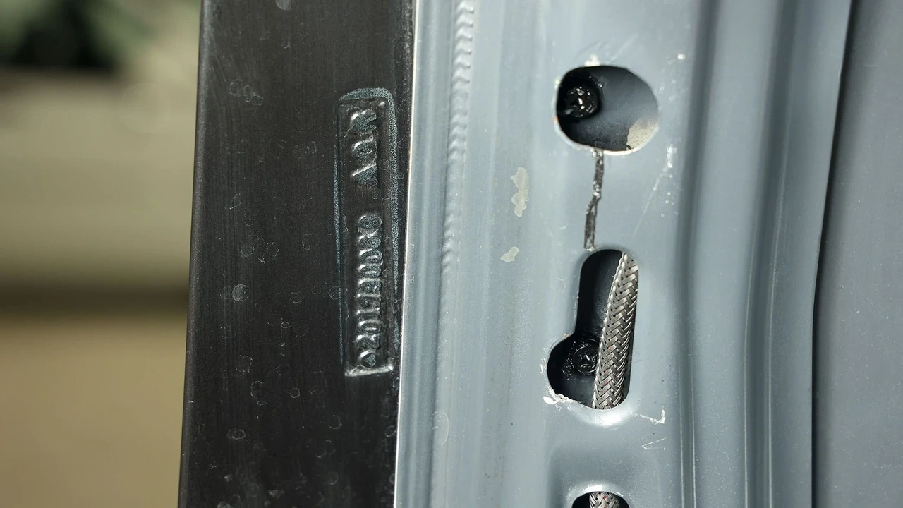 1990 Mercedes-Benz 190E 2.5-16 Evolution II - Image 27 of 31