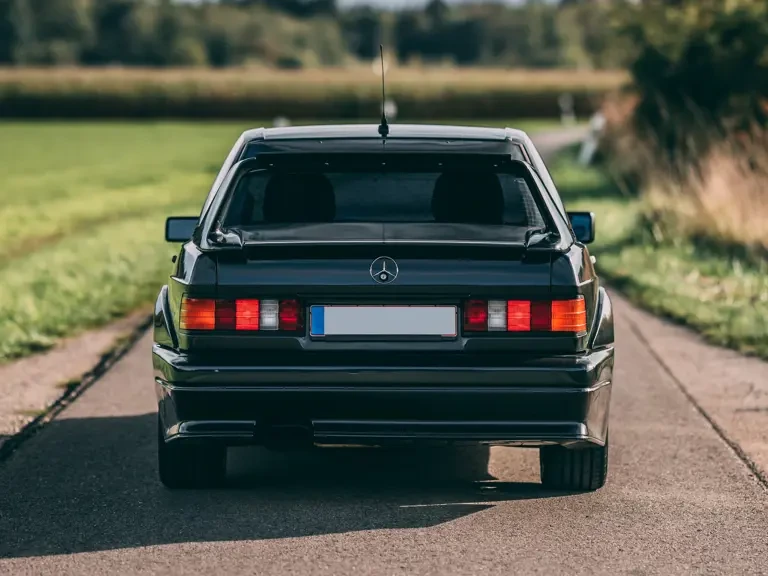1990 Mercedes-Benz 190E 2.5-16 Evolution II - Image 10 of 31