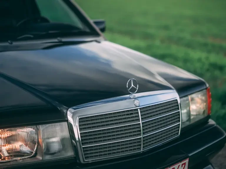 1990 Mercedes-Benz 190E 2.5-16 Evolution II - Image 28 of 31