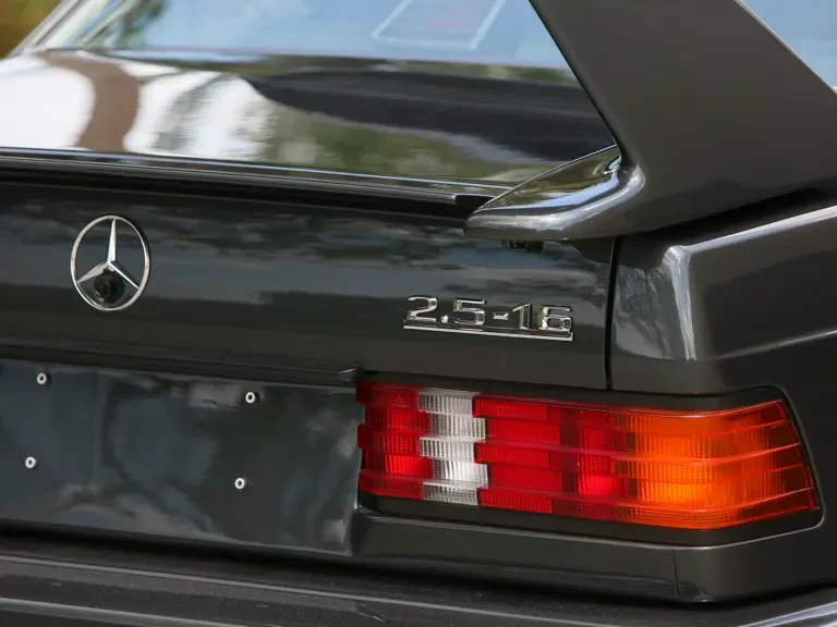 1990 Mercedes-Benz 190E 2.5-16 Evolution II - Image 24 of 31