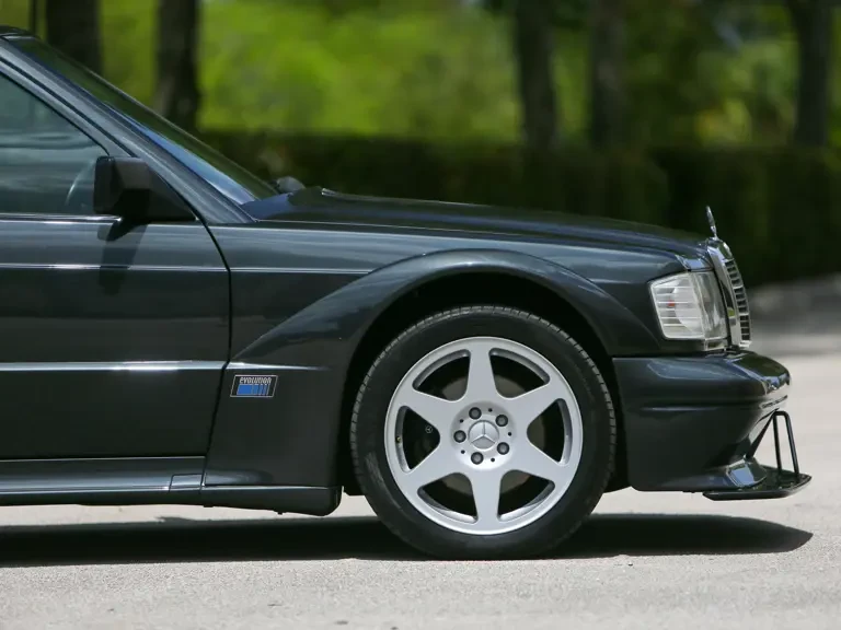 1990 Mercedes-Benz 190E 2.5-16 Evolution II - Image 30 of 31