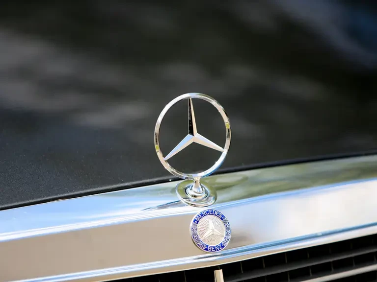 1990 Mercedes-Benz 190E 2.5-16 Evolution II - Image 13 of 31