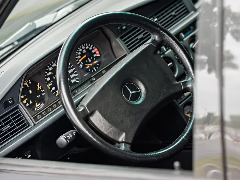 1990 Mercedes-Benz 190E 2.5-16 Evolution II - Image 15 of 31