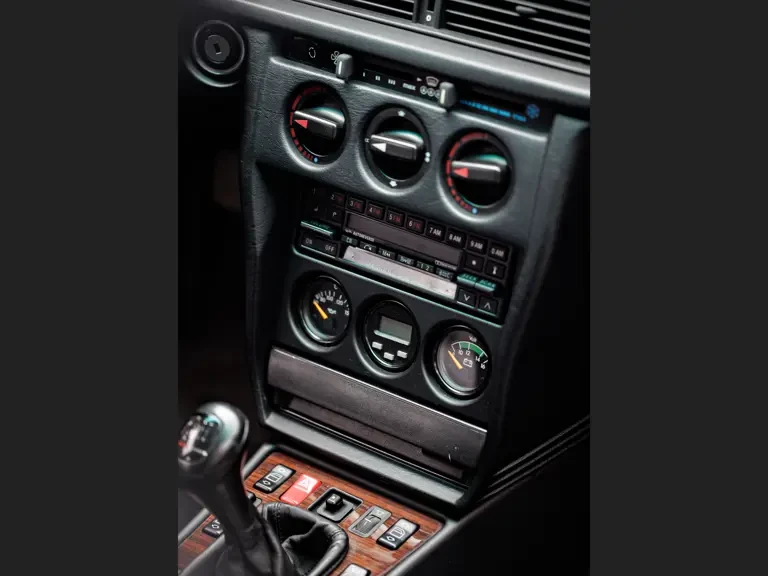 1990 Mercedes-Benz 190E 2.5-16 Evolution II - Image 18 of 31