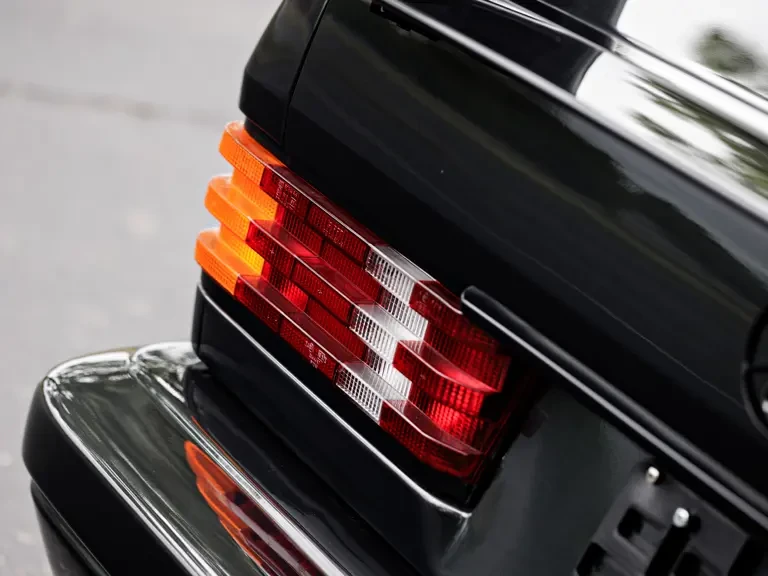 1990 Mercedes-Benz 190E 2.5-16 Evolution II - Image 29 of 31