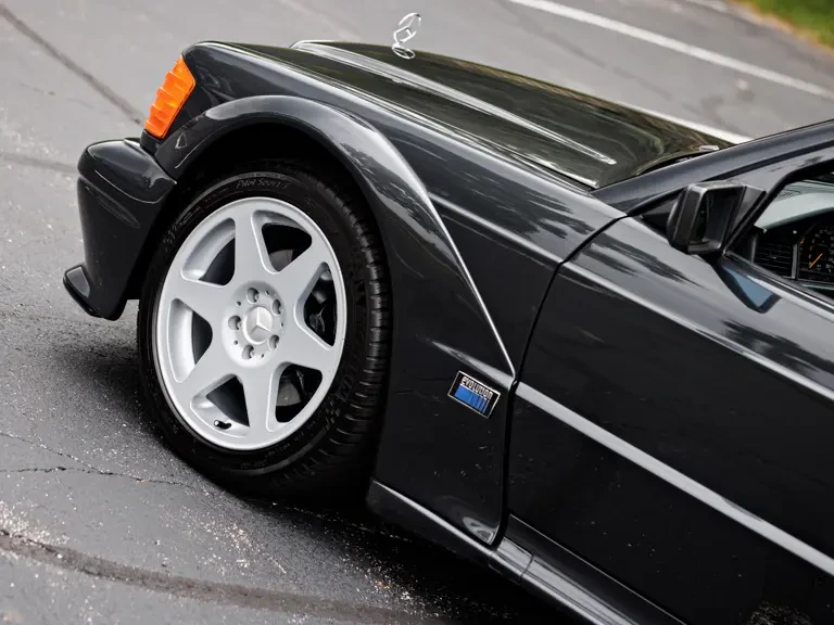 1990 Mercedes-Benz 190E 2.5-16 Evolution II - Image 30 of 31