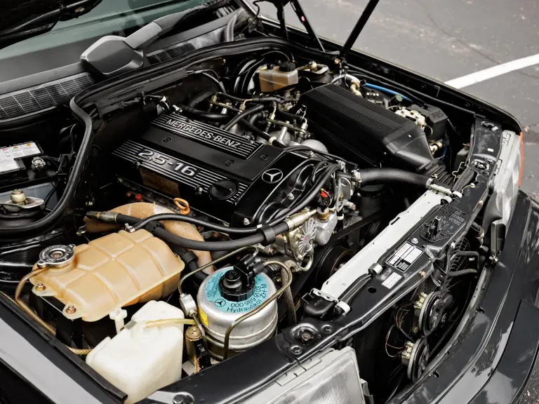 1990 Mercedes-Benz 190E 2.5-16 Evolution II - Image 4 of 31