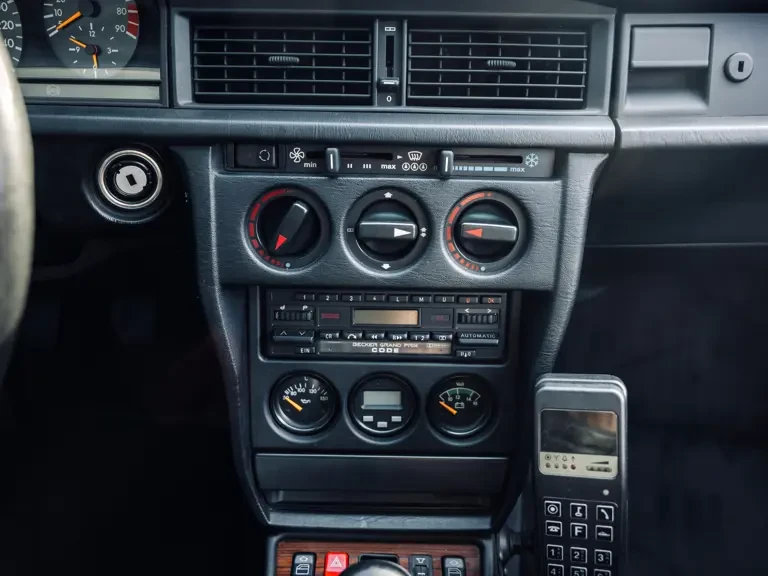 1990 Mercedes-Benz 190E 2.5-16 Evolution II - Image 19 of 31