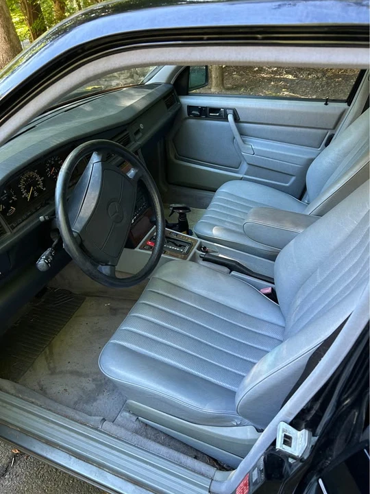 1990 Mercedes-Benz 190E - Image 4 of 6