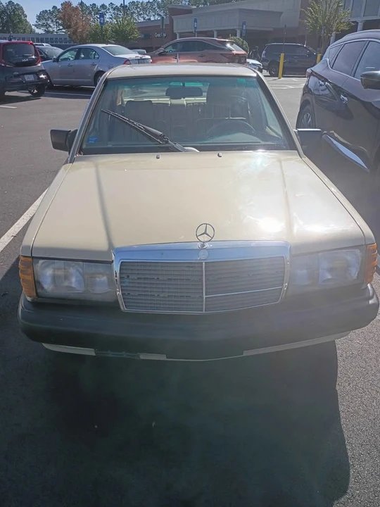 1990 Mercedes-Benz 190E - Image 2 of 8
