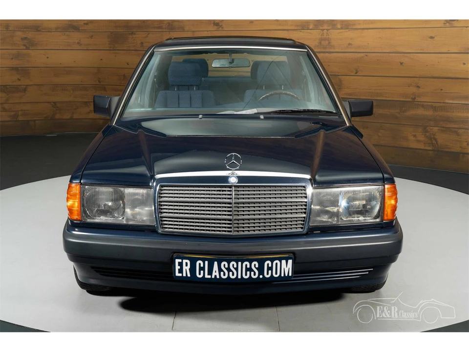 1990 Mercedes-Benz 190E - Image 7 of 19