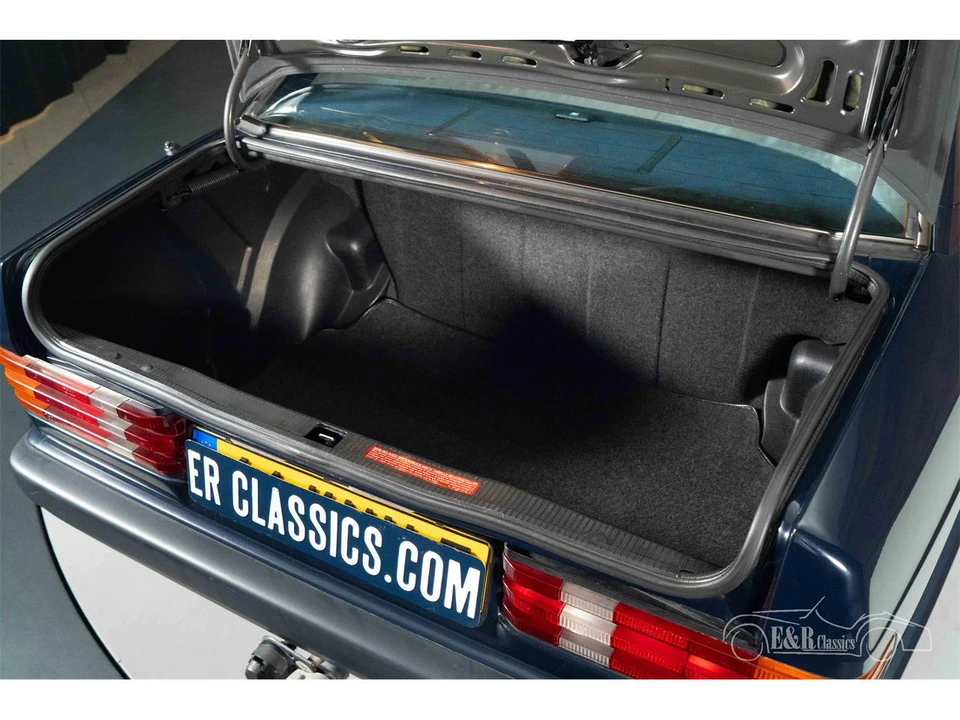 1990 Mercedes-Benz 190E - Image 6 of 19