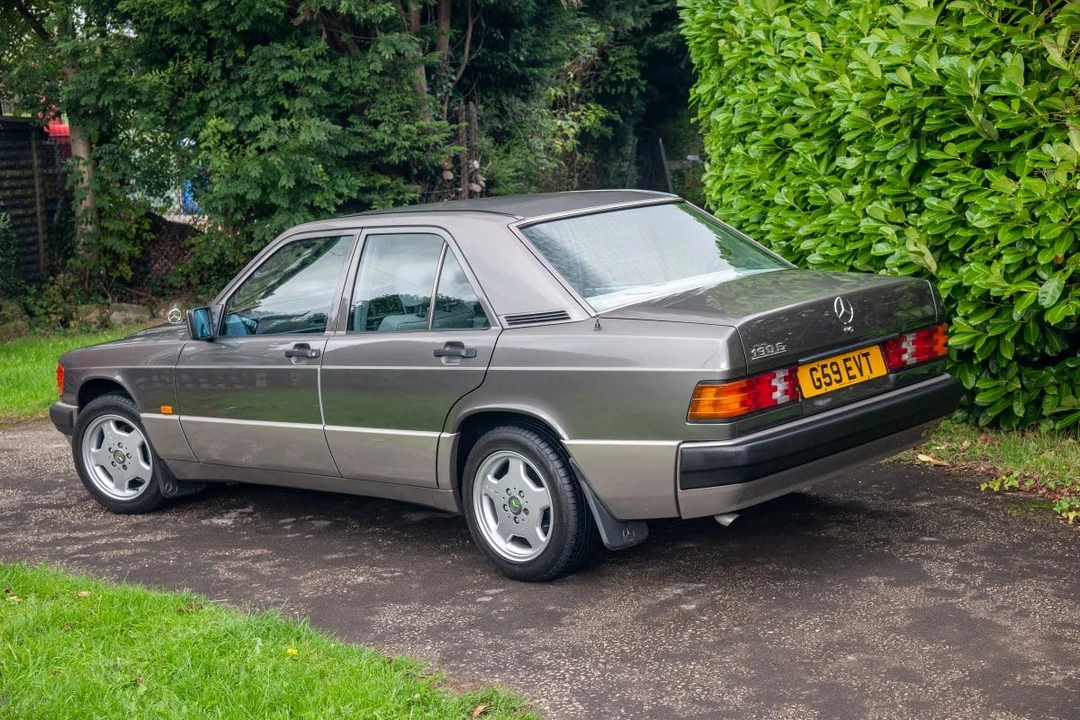 1990 Mercedes-Benz 190E - Image 6 of 30