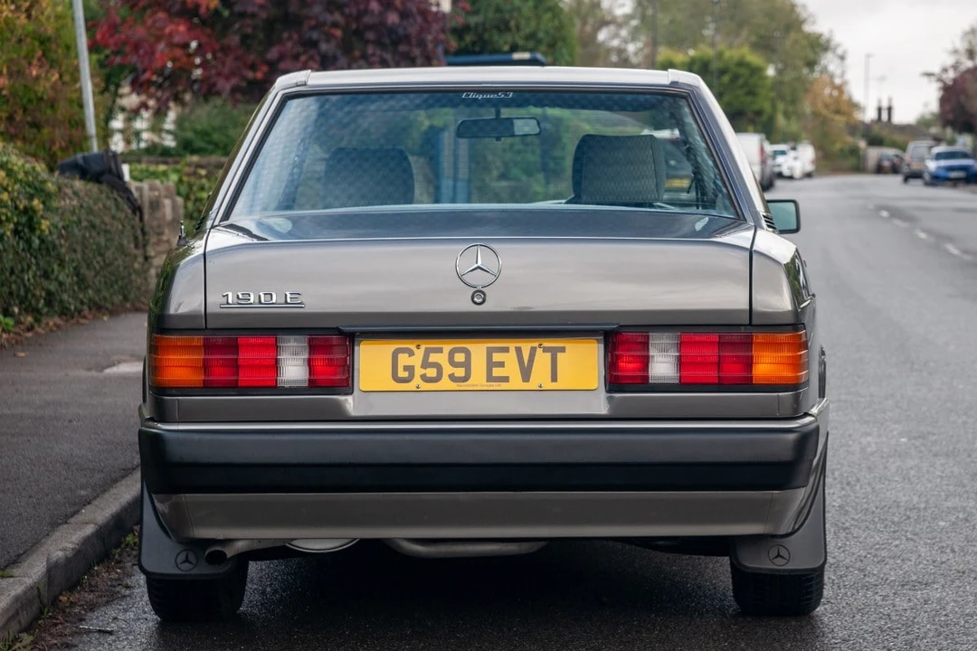 1990 Mercedes-Benz 190E - Image 8 of 30