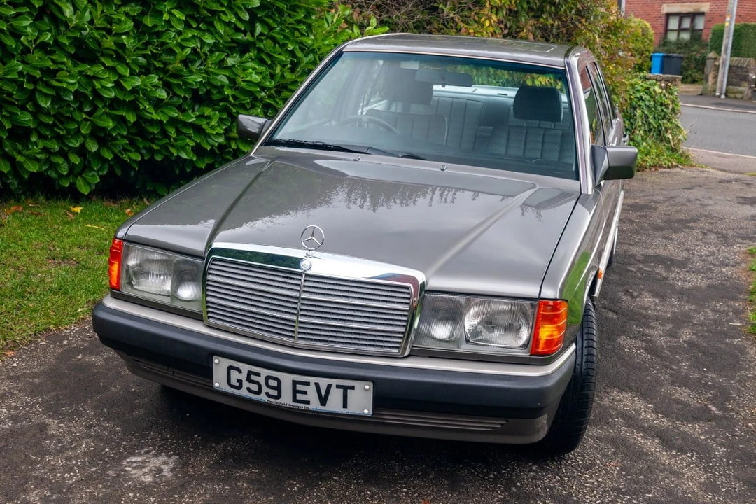 1990 Mercedes-Benz 190E - Image 3 of 30