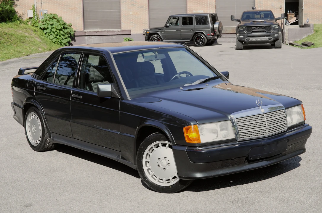 1990 Mercedes-Benz 190E 2.3-16 & 2.5-16 - Image 21 of 31